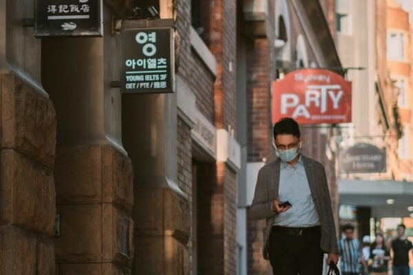 Pandemic Dos and Don’ts: Essential Actions for Staying Safe and Sane